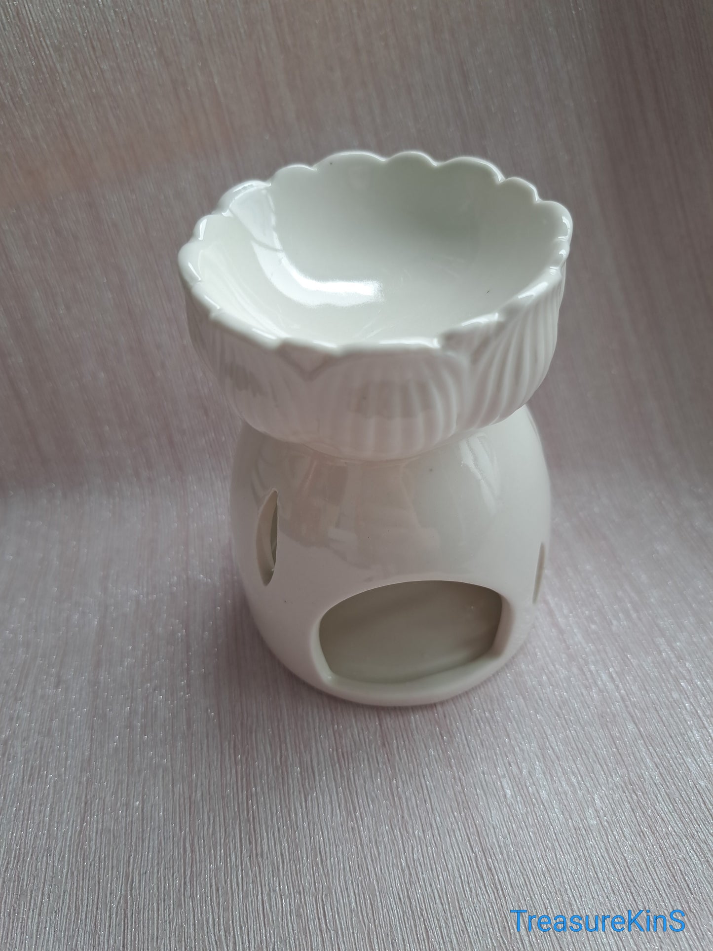 White Lotus Burner