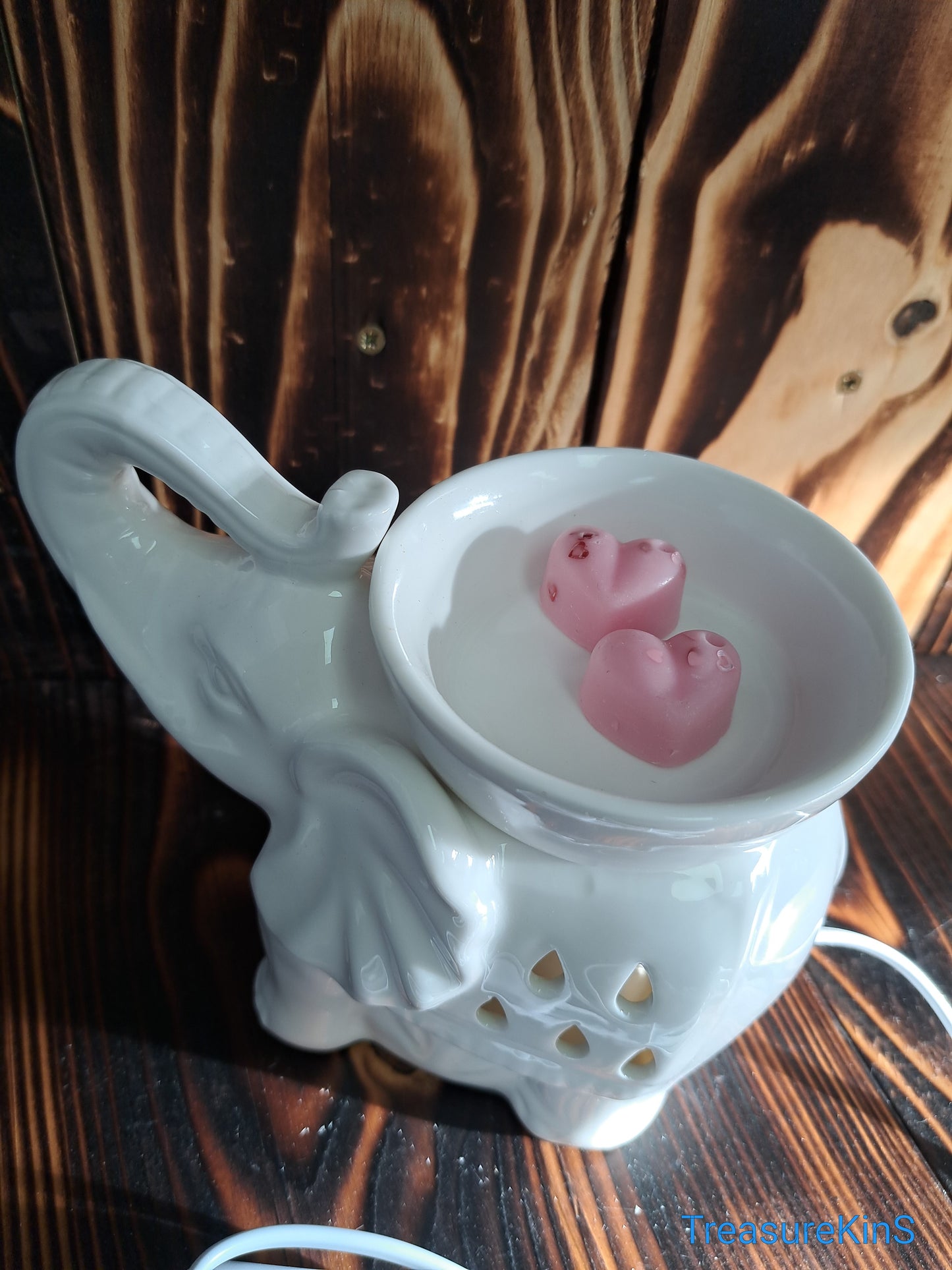 White Electric Elephant Shape Burner