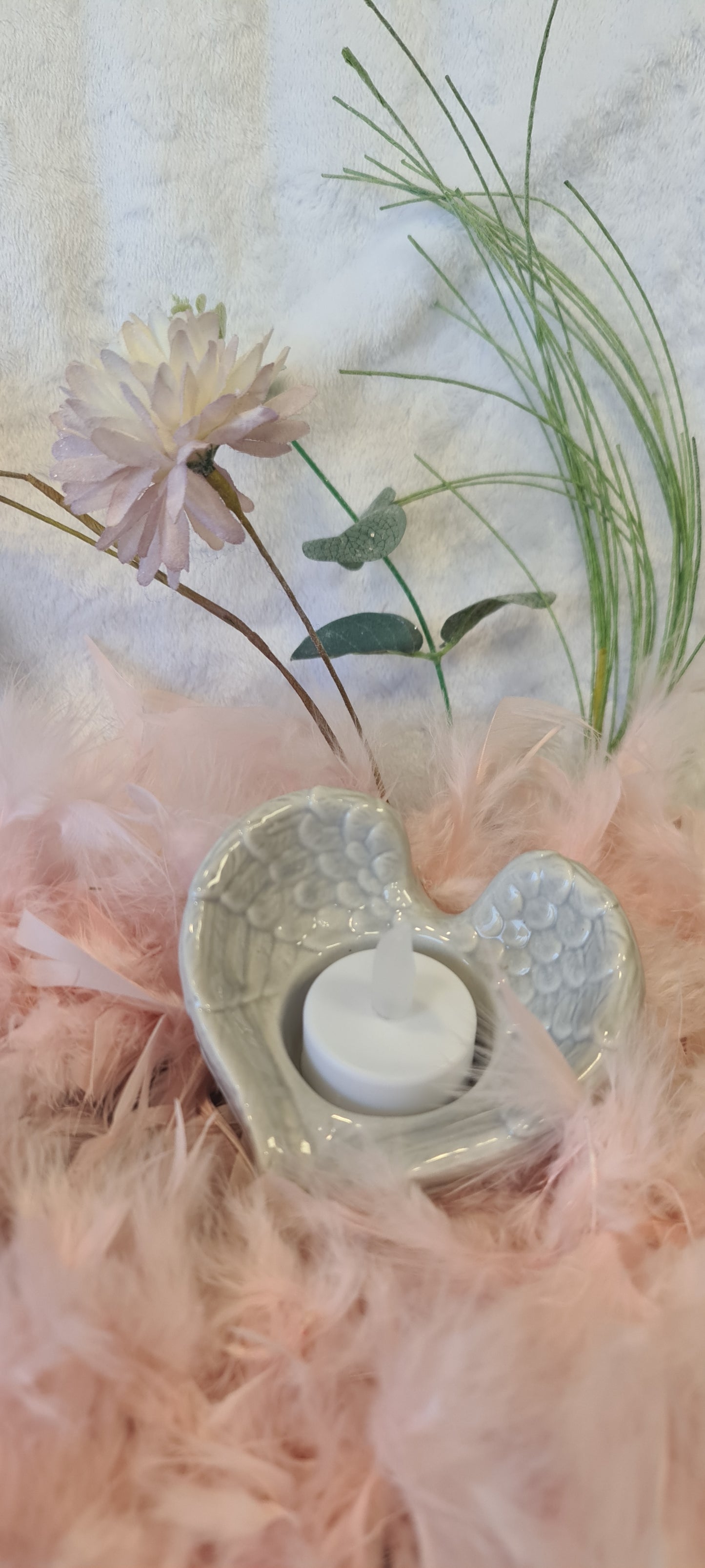 Grey Angel Wings Tealight holder