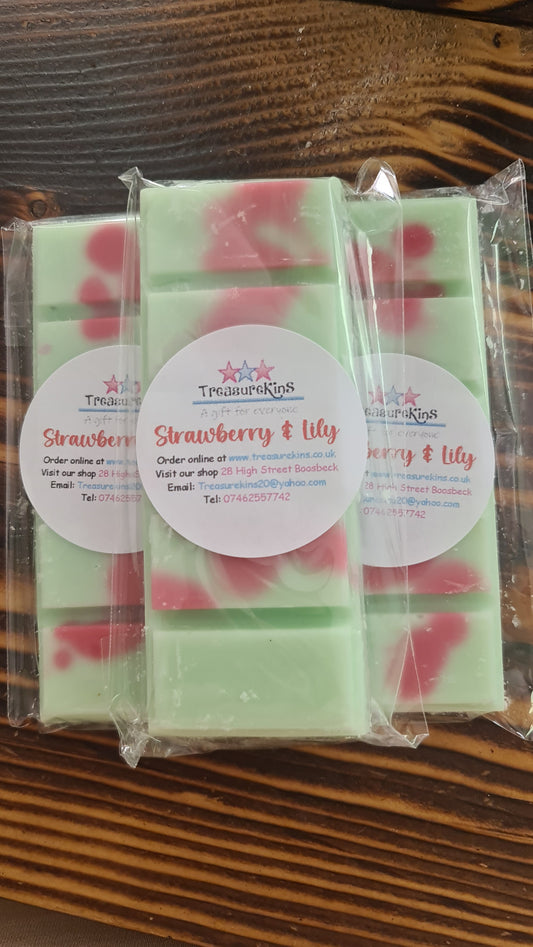 Strawberry & Lily Large Snap Bar
