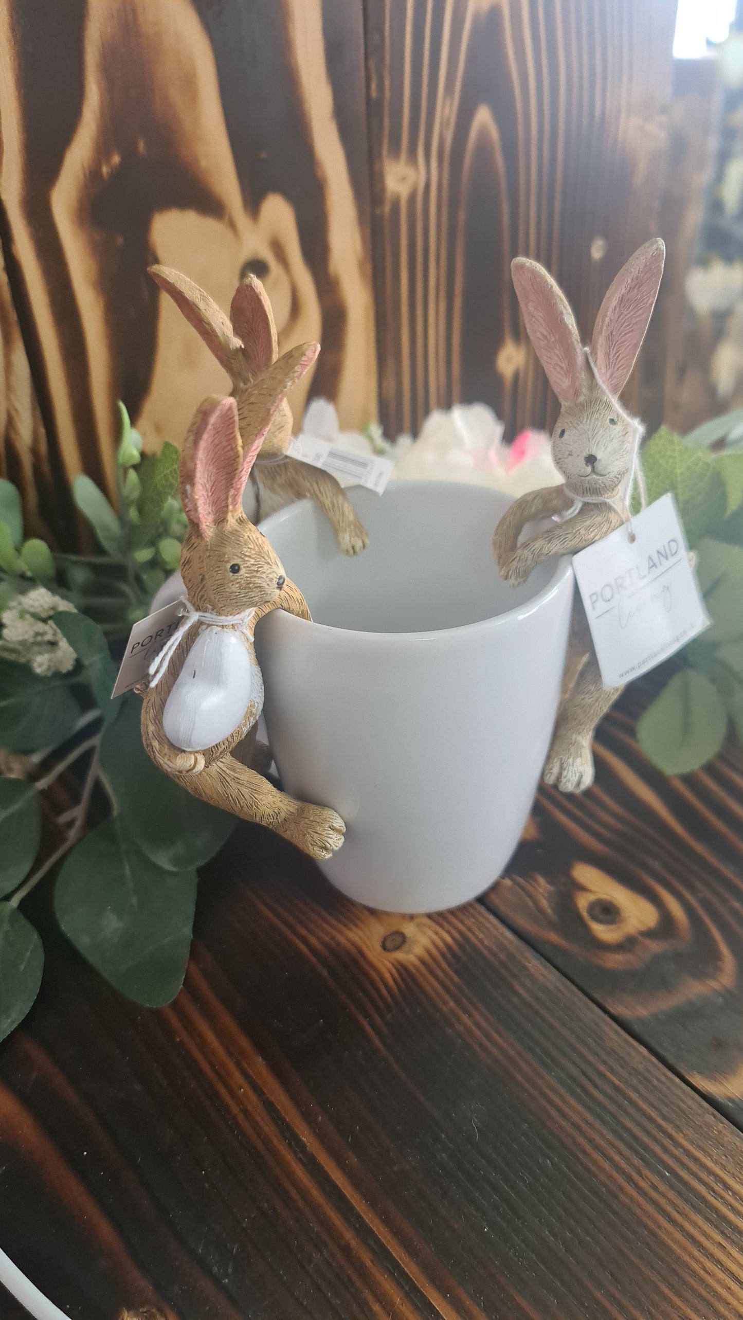 Pot Hanger Bunny Holding Heart