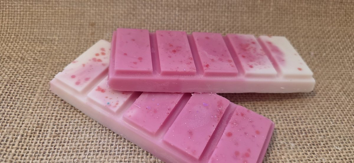 La Vie Est Belle scented soy wax melts (Perfume Inspired)