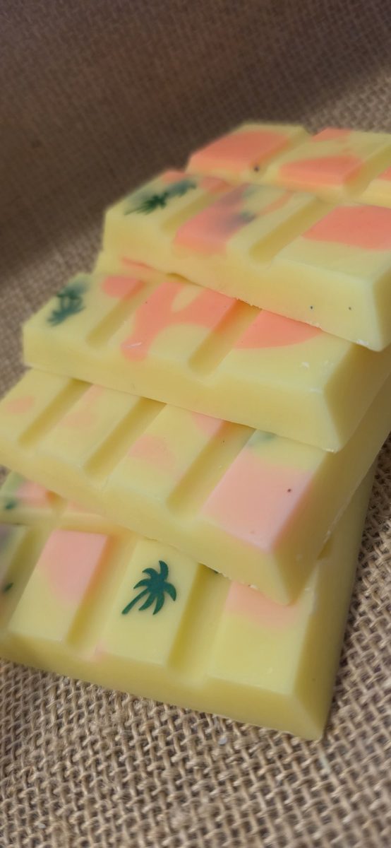 Tropical Twist scented soy wax melts