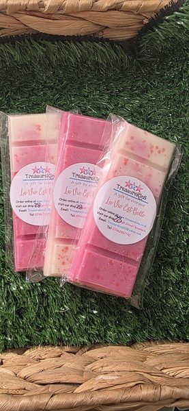 La Vie Est Belle scented soy wax melts (Perfume Inspired)