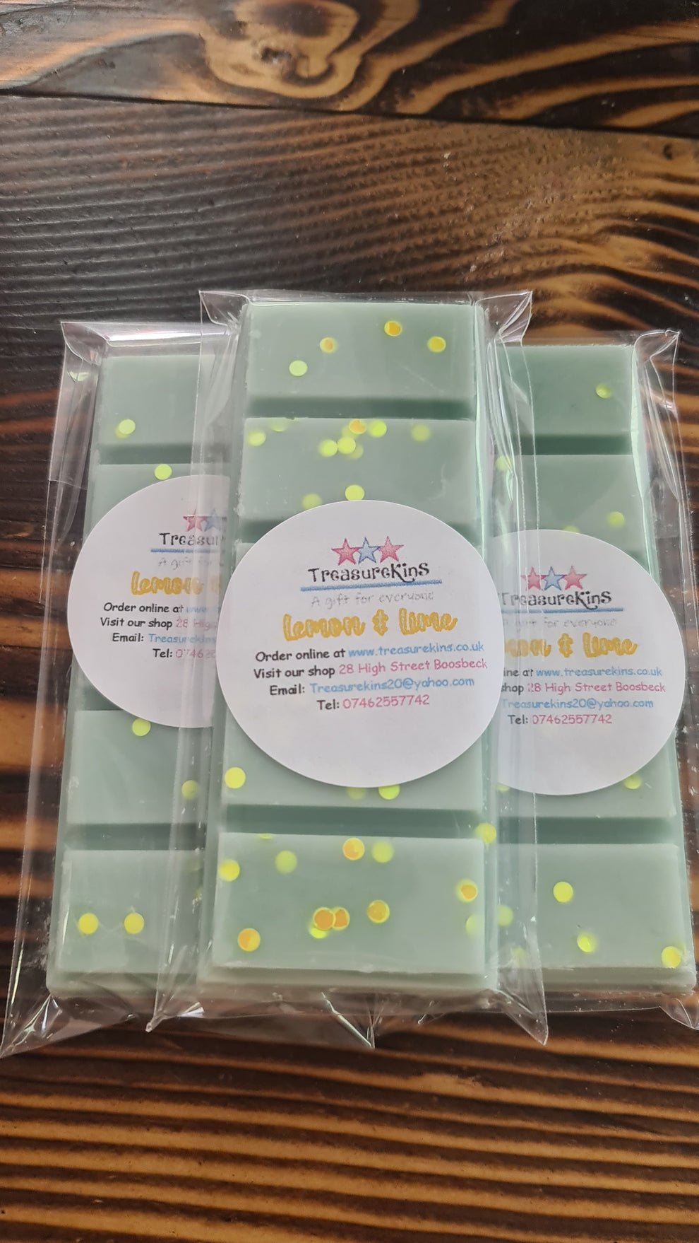 Lemon and Lime scented soy wax melts